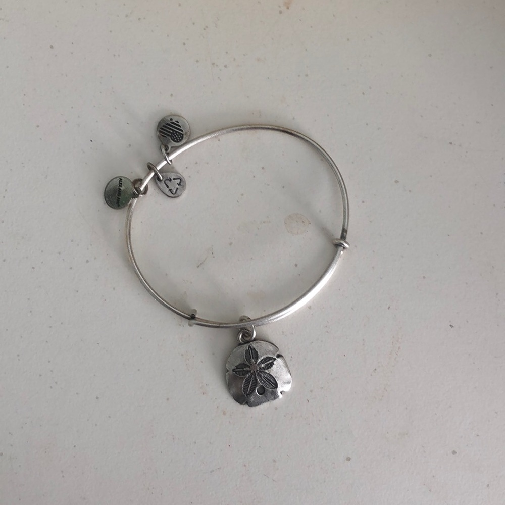 Sand dollar alex and ani
